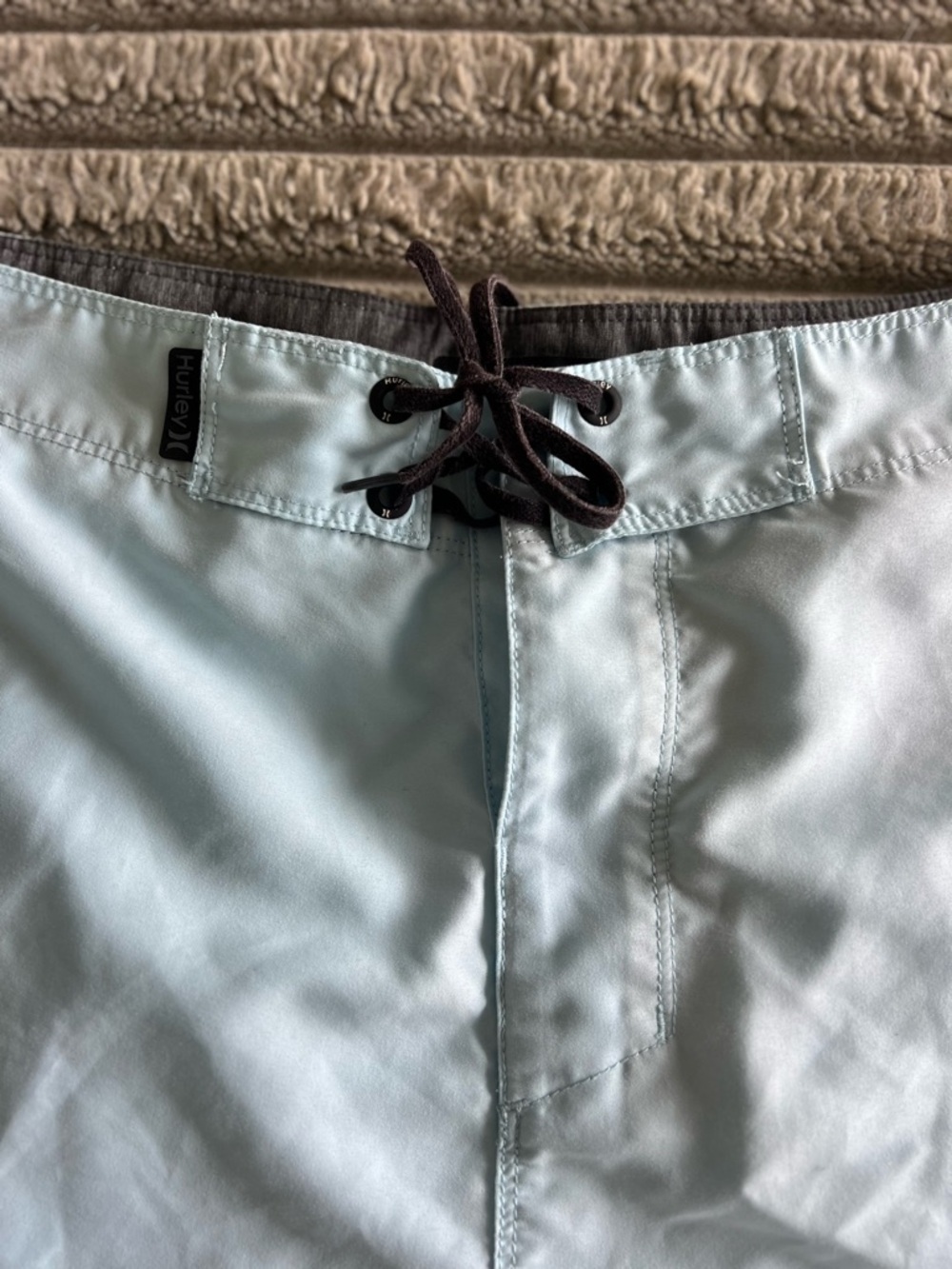 Men's Hurley Swim Trunks- Size 36 - Picture 4 of 8